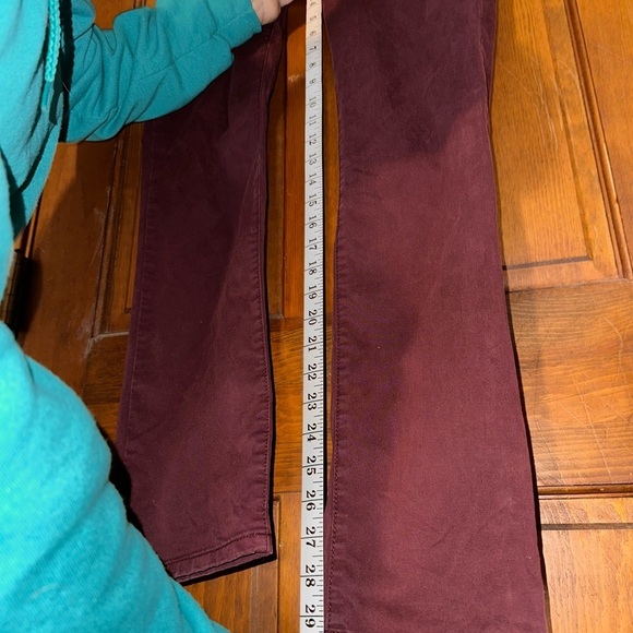 American Eagle Outfitter’s Women's Burgundy Skinny Jeans - Picture 8 of 8